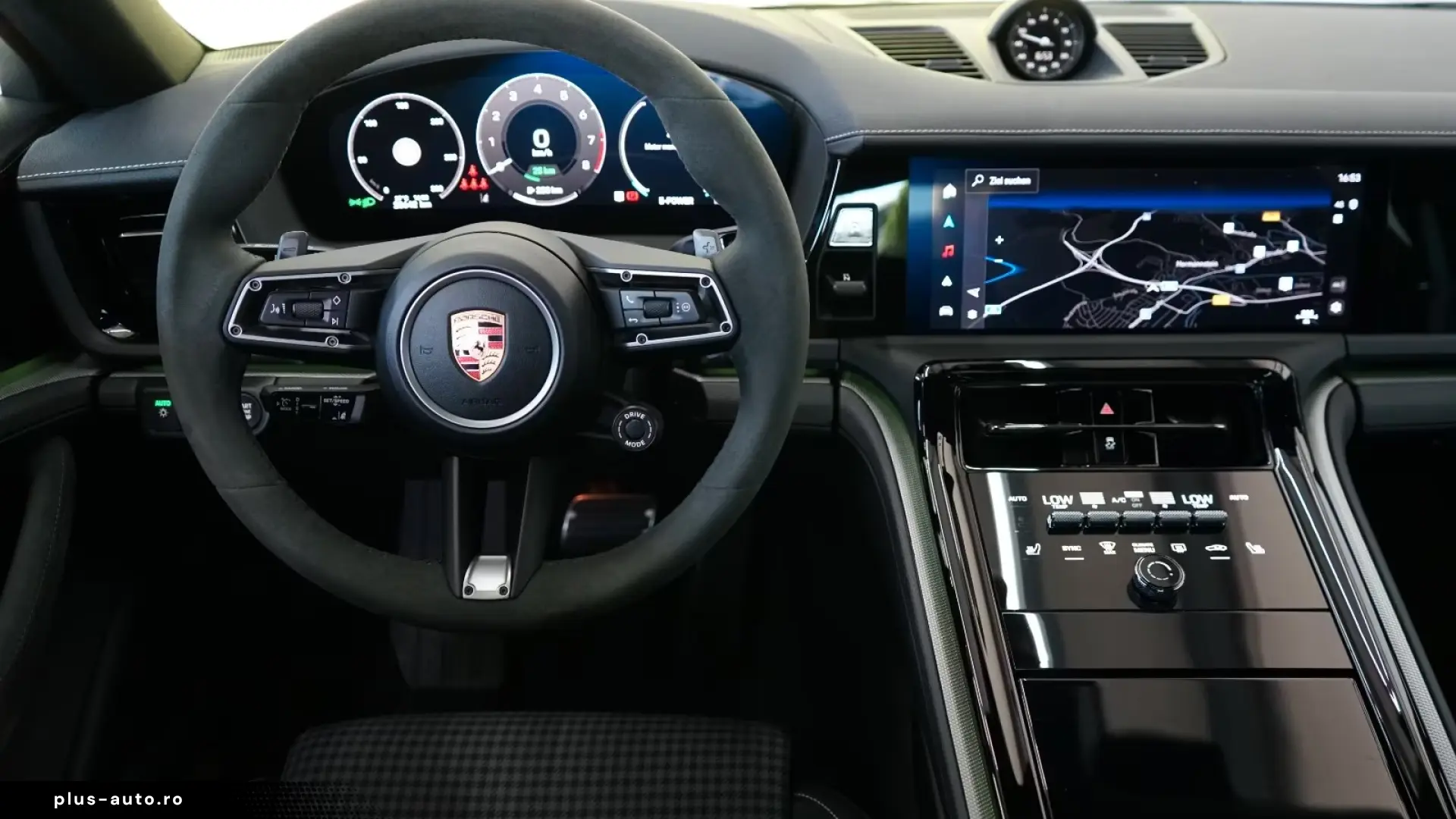 Porsche Panamera 4 E-Hybrid   Finanțare Leasing