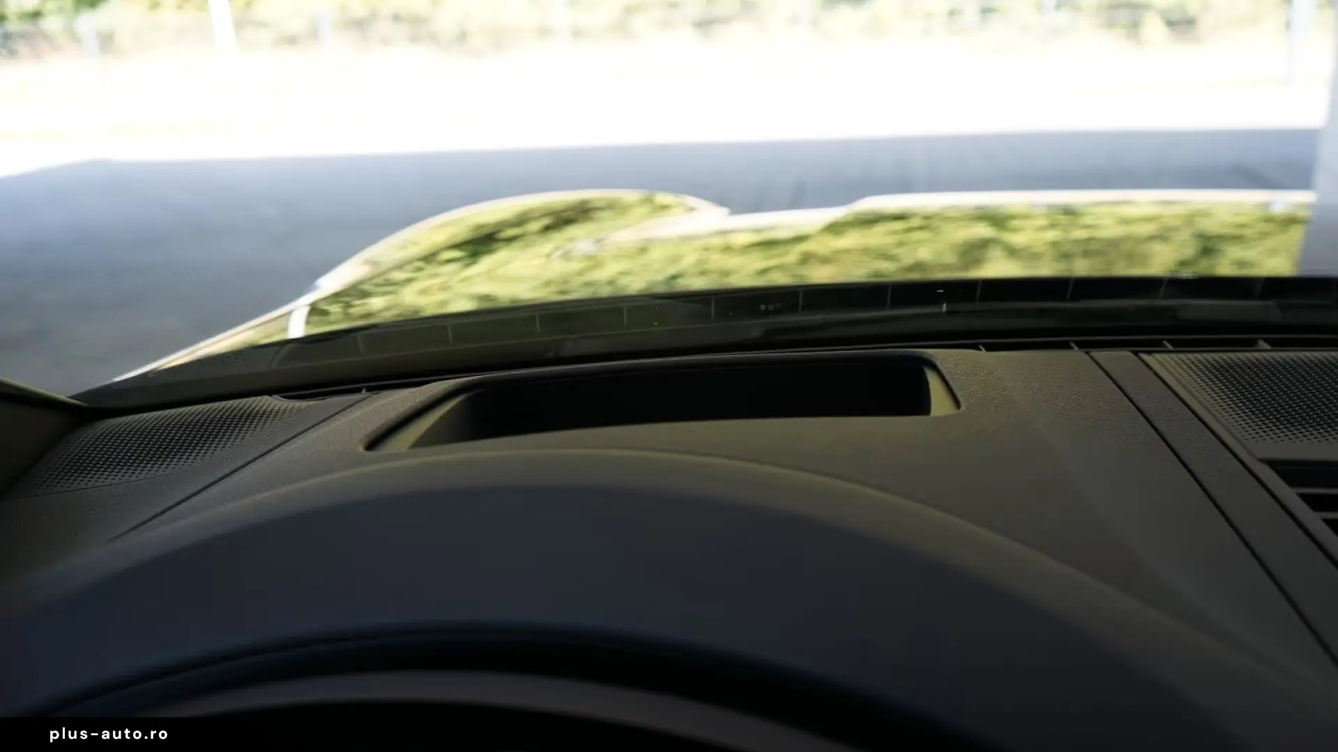 Porsche Panamera 4 E-Hybrid   Finanțare Leasing