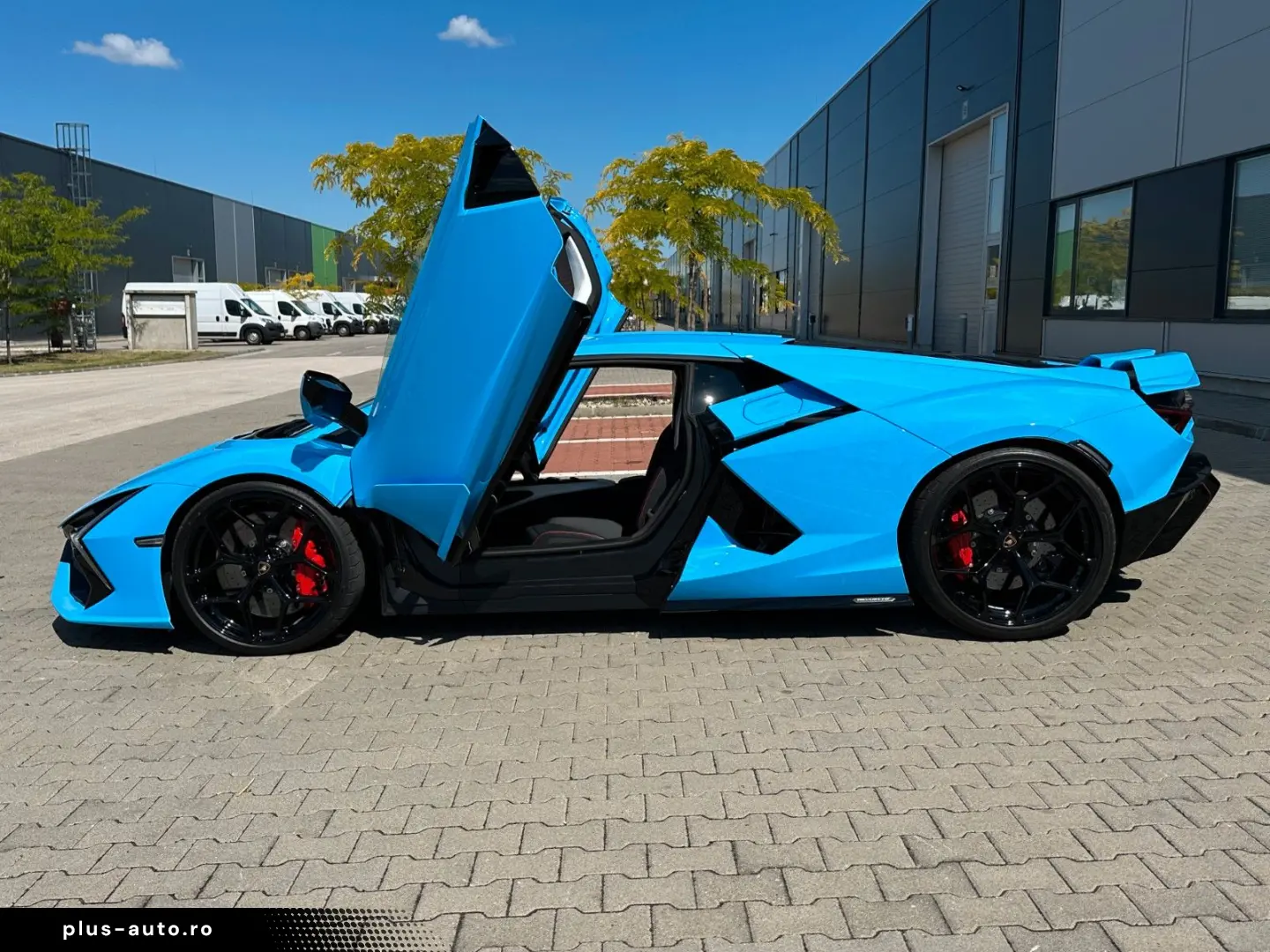 LAMBORGHINI Revuelto 6.5 V12 HPEV LIFT SIDE DISTR NAVI KAM