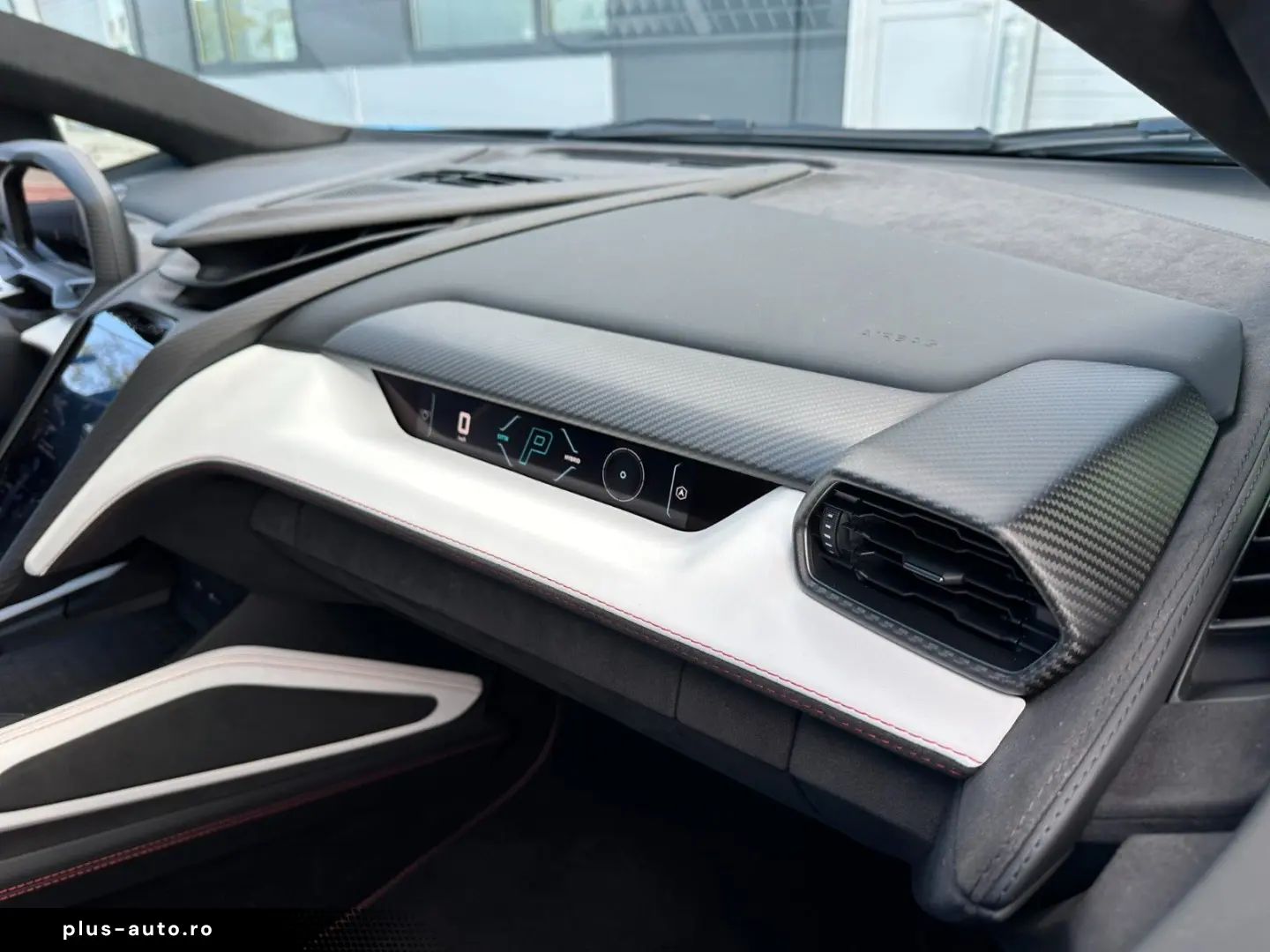 LAMBORGHINI Revuelto 6.5 V12 HPEV LIFT SIDE DISTR NAVI KAM