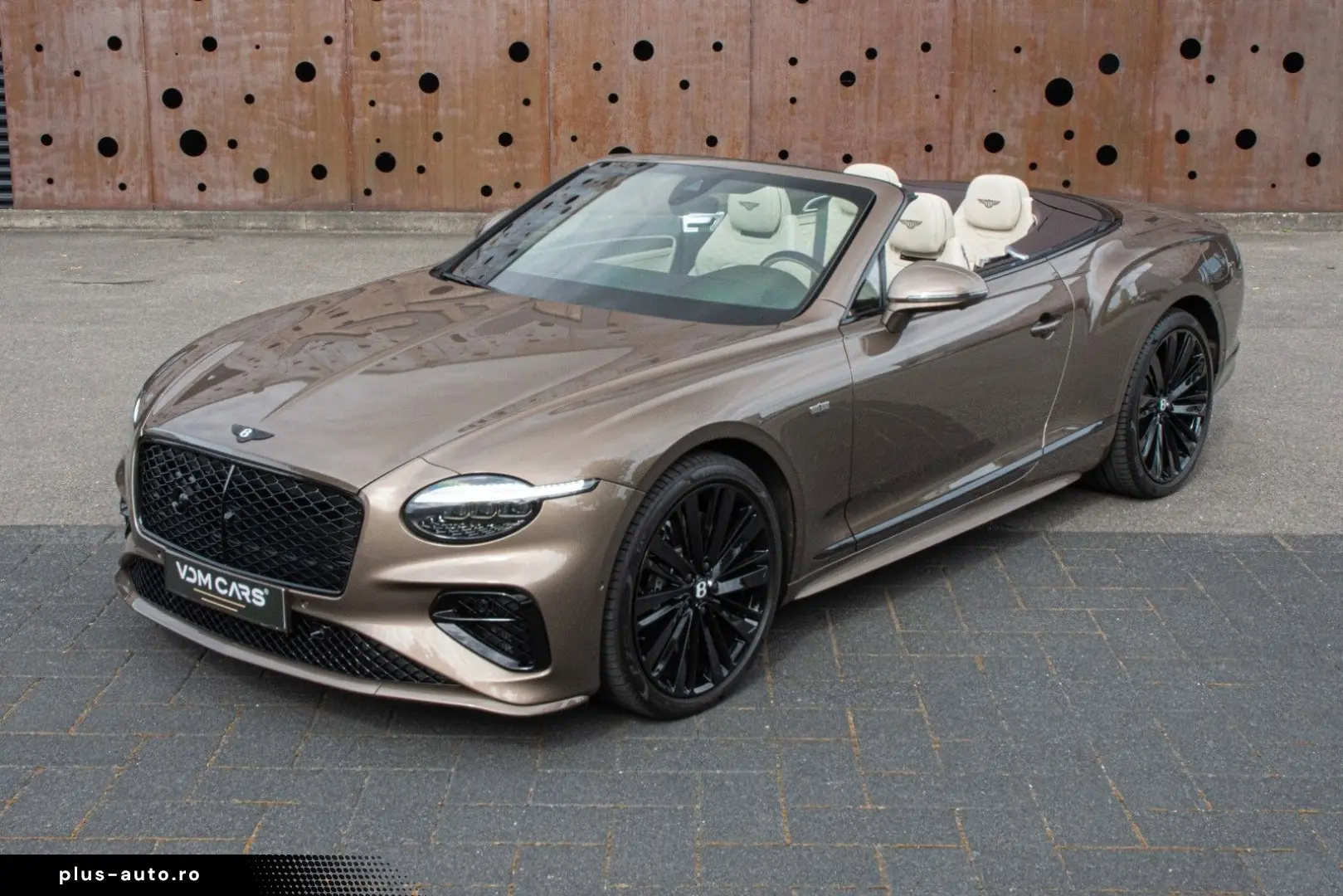 BENTLEY Continental GTC Speed  AKRAPOVIC 1st EDITION VOL