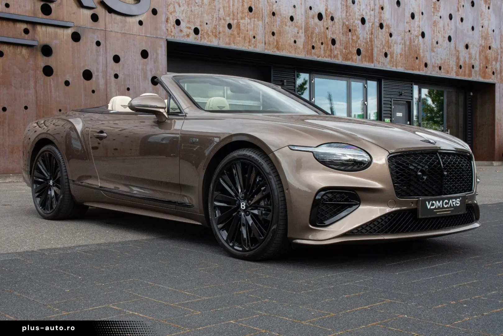 BENTLEY Continental GTC Speed  AKRAPOVIC 1st EDITION VOL