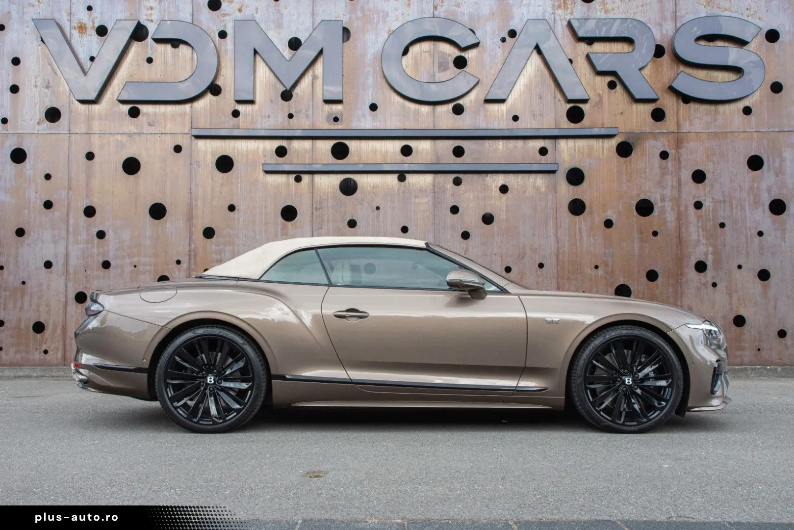 BENTLEY Continental GTC Speed  AKRAPOVIC 1st EDITION VOL