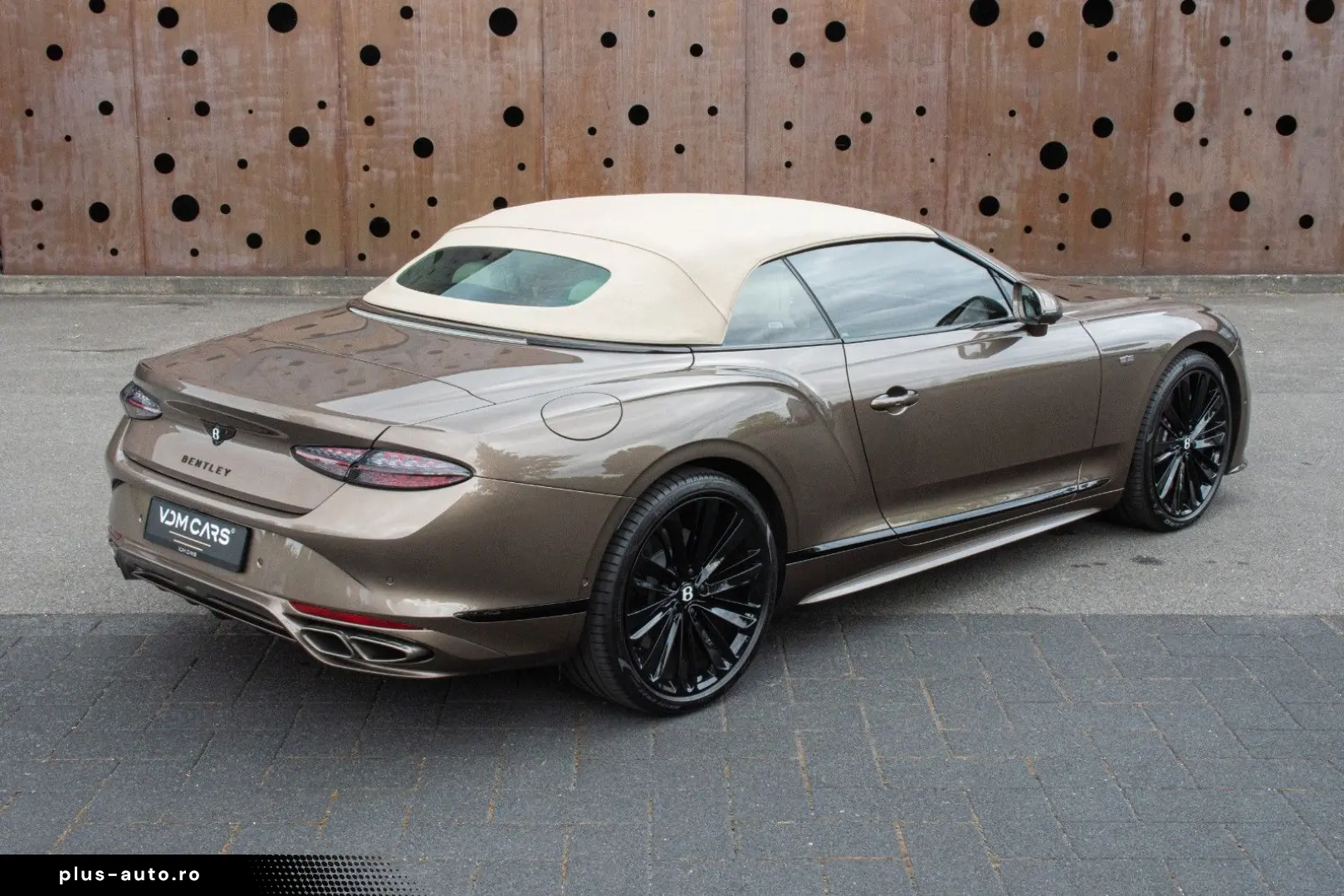 BENTLEY Continental GTC Speed  AKRAPOVIC 1st EDITION VOL