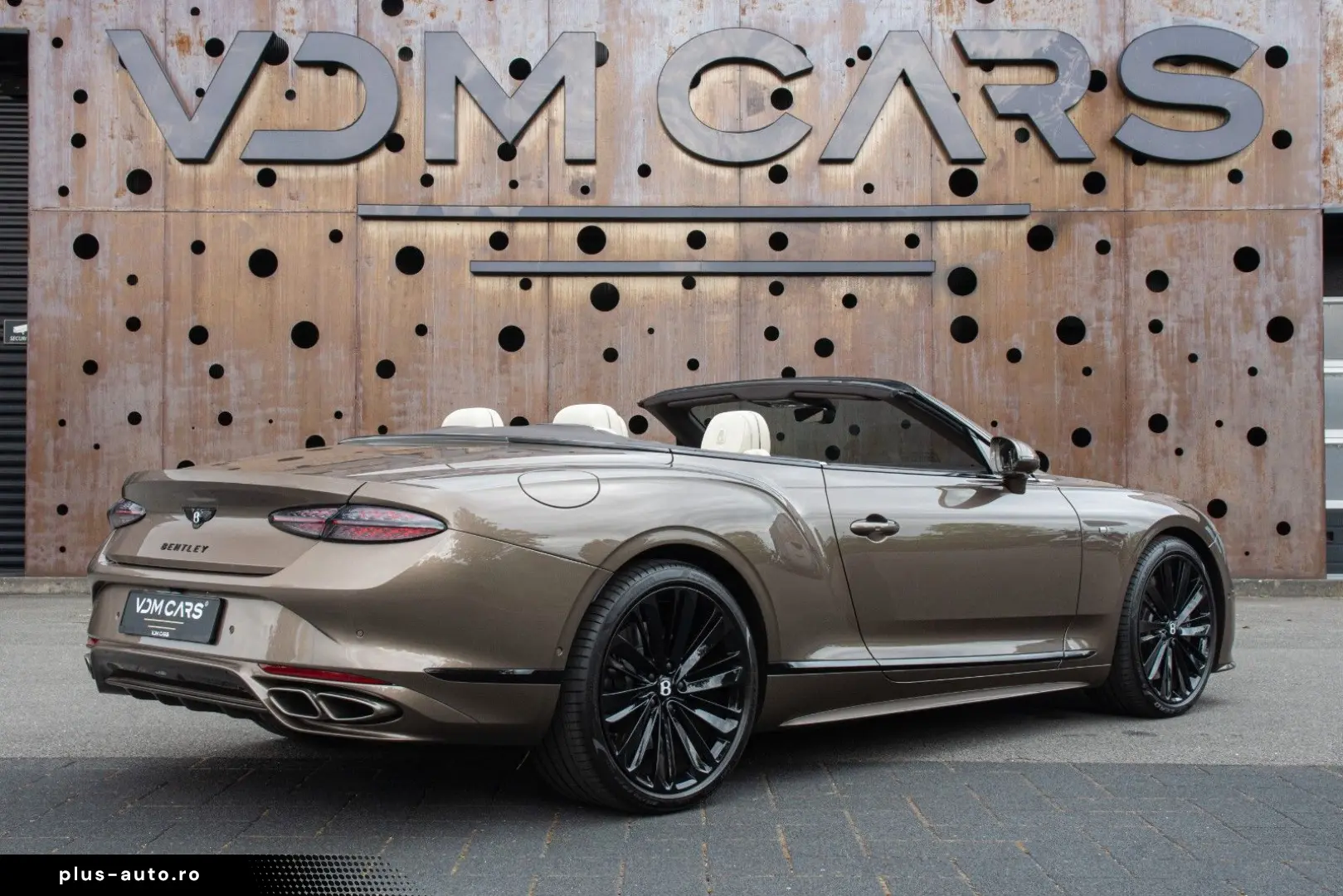 BENTLEY Continental GTC Speed  AKRAPOVIC 1st EDITION VOL