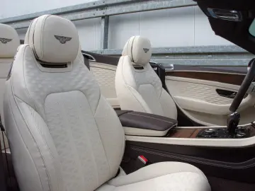 BENTLEY Continental GTC Speed  AKRAPOVIC 1st EDITION VOL