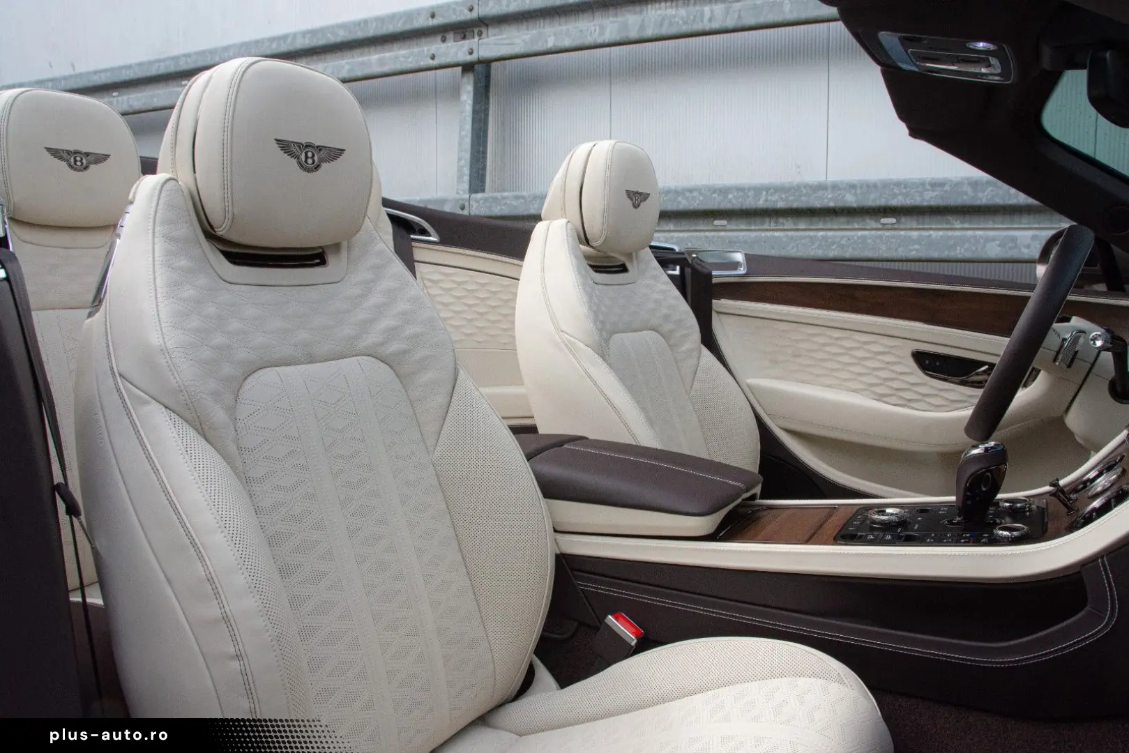 BENTLEY Continental GTC Speed  AKRAPOVIC 1st EDITION VOL