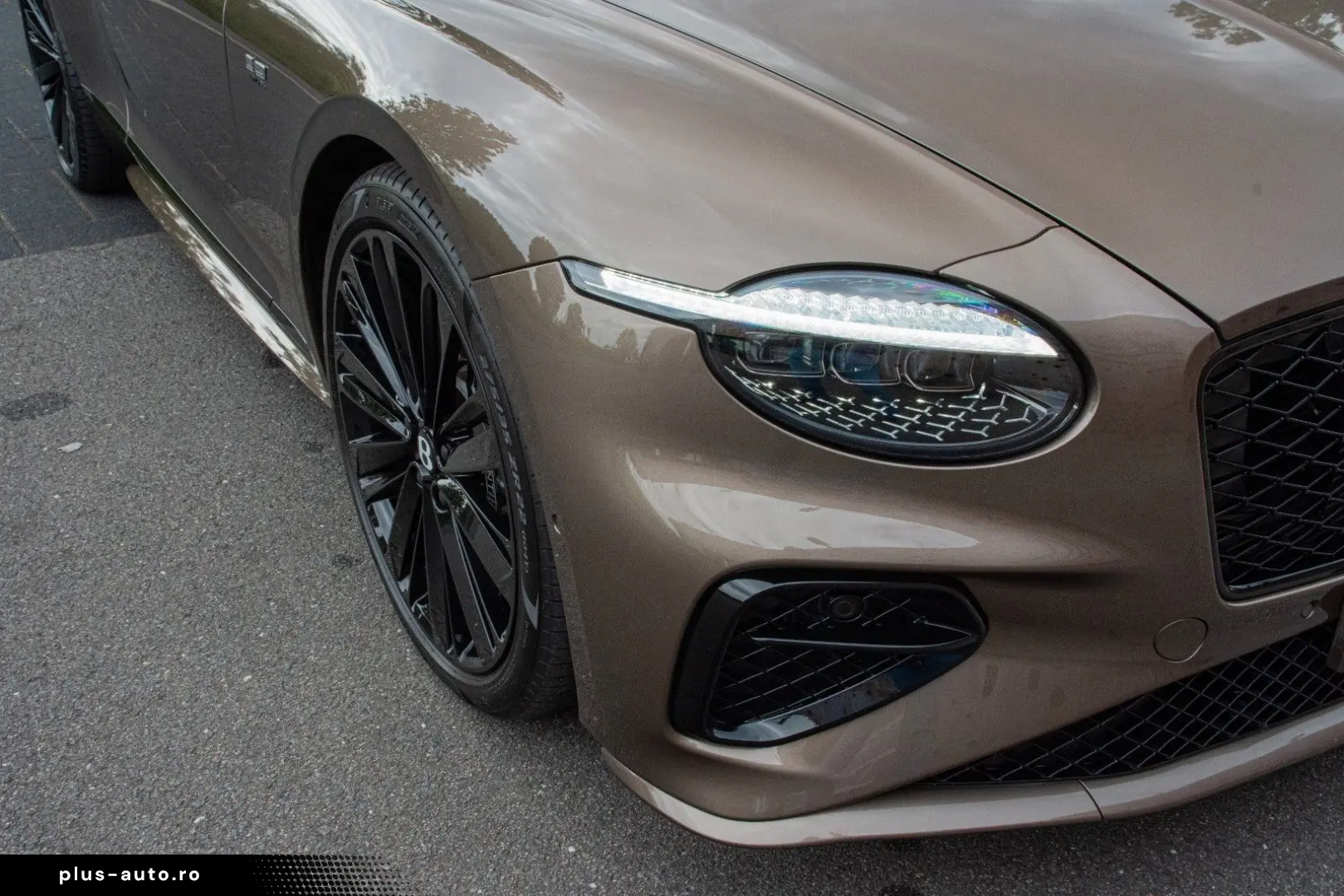 BENTLEY Continental GTC Speed  AKRAPOVIC 1st EDITION VOL
