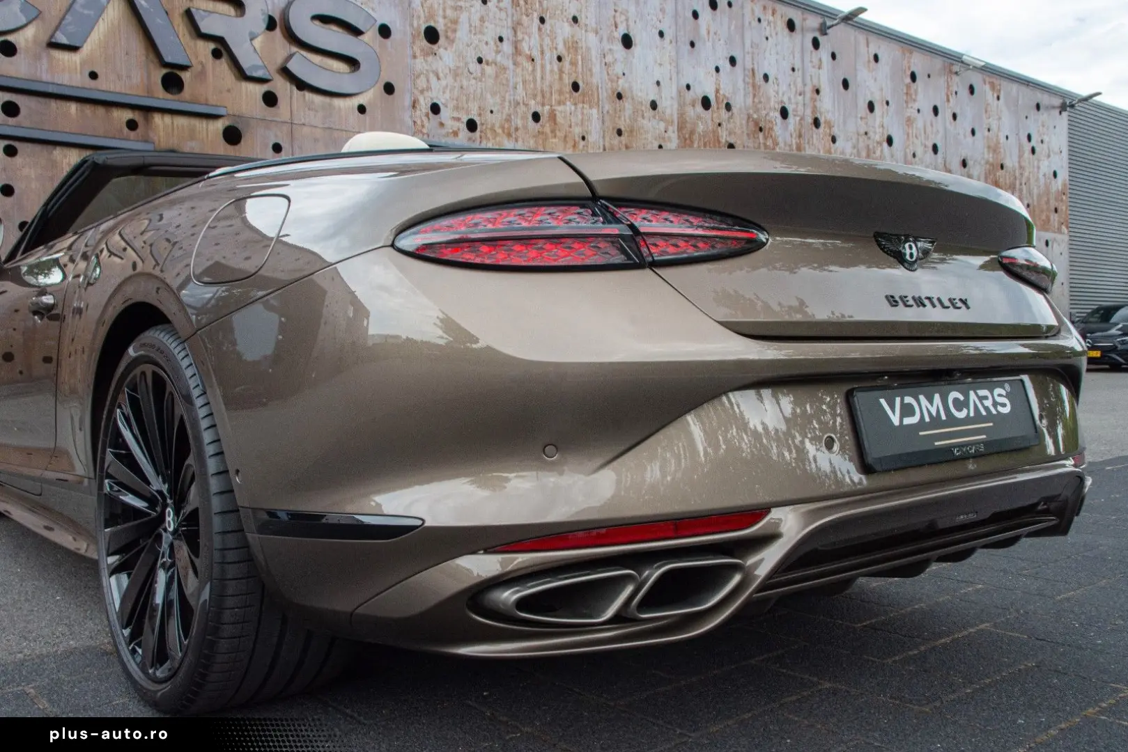 BENTLEY Continental GTC Speed  AKRAPOVIC 1st EDITION VOL