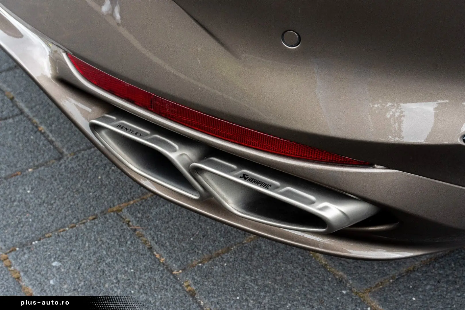 BENTLEY Continental GTC Speed  AKRAPOVIC 1st EDITION VOL