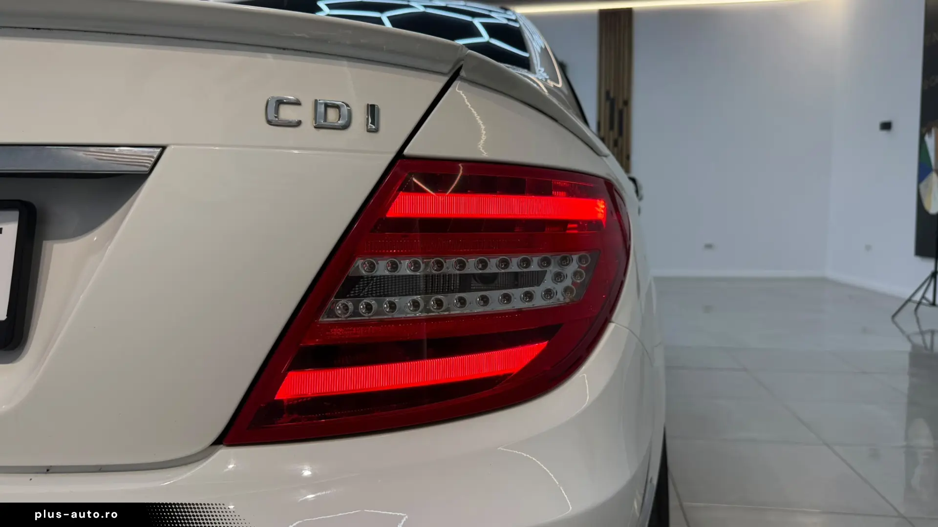 Mercedes-Benz C 220