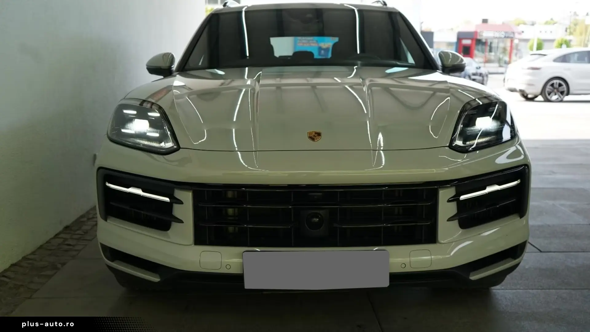 Porsche Cayenne E-Hybrid   Finanțare Leasing