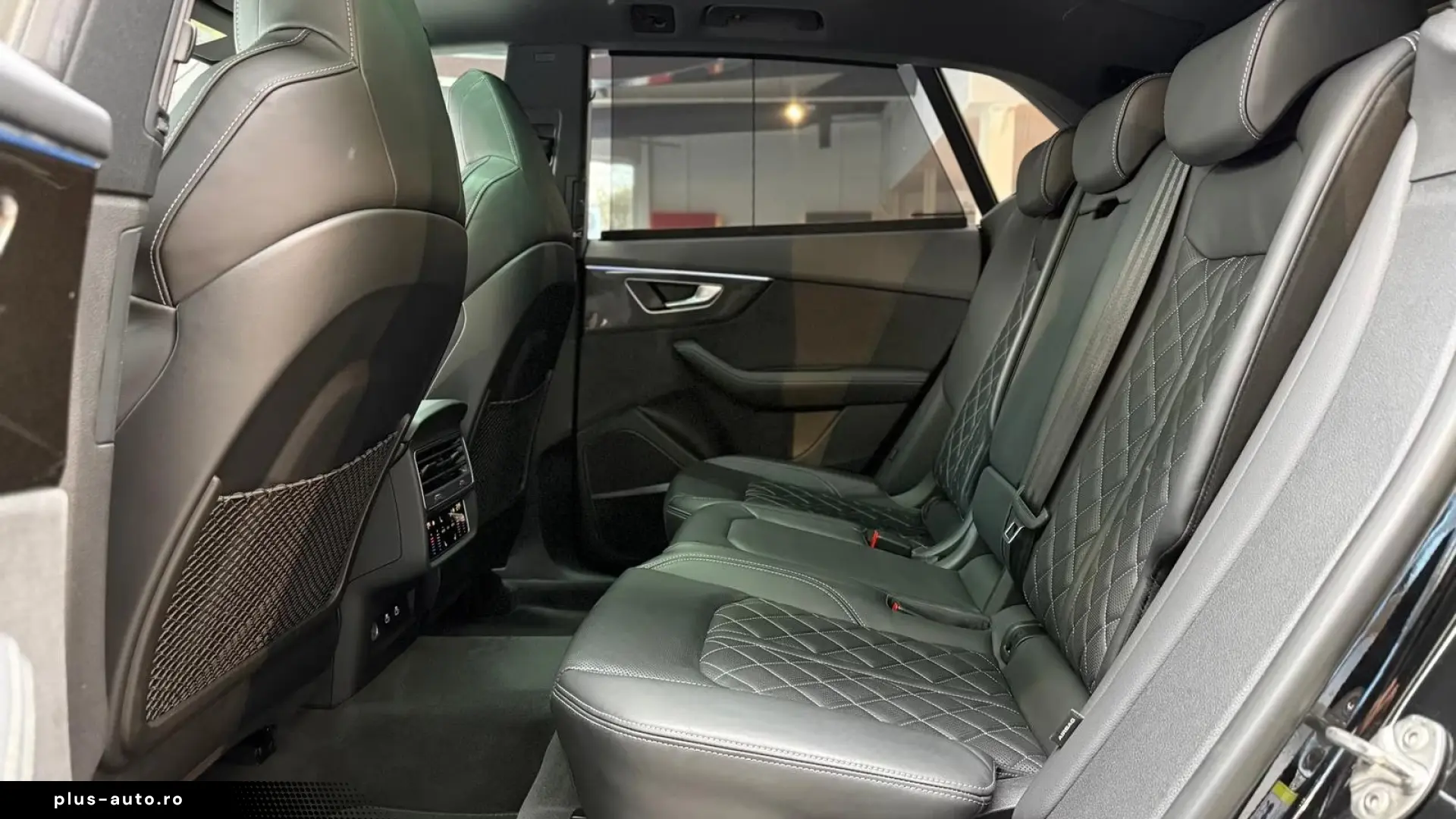 Audi SQ8 4.0 TFSI Quattro Competition Plus   Finanțare