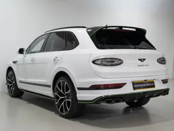 BENTLEY Bentayga V8 Speed  CC-Brakes Akrapovic