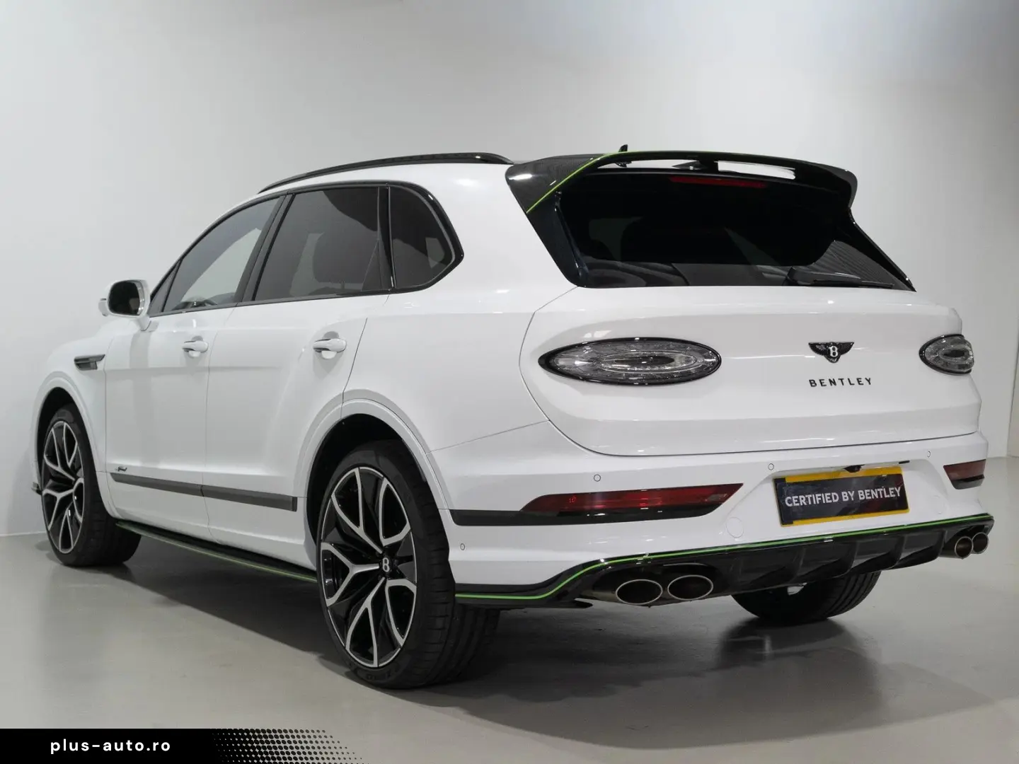 BENTLEY Bentayga V8 Speed  CC-Brakes Akrapovic