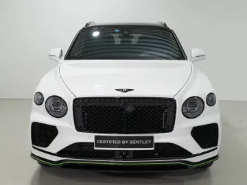 BENTLEY Bentayga V8 Speed  CC-Brakes Akrapovic