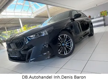 BMW 530eLim. M Sport Pro Pano HUD 360  Belüftung ACC
