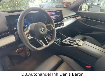 BMW 530eLim. M Sport Pro Pano HUD 360  Belüftung ACC