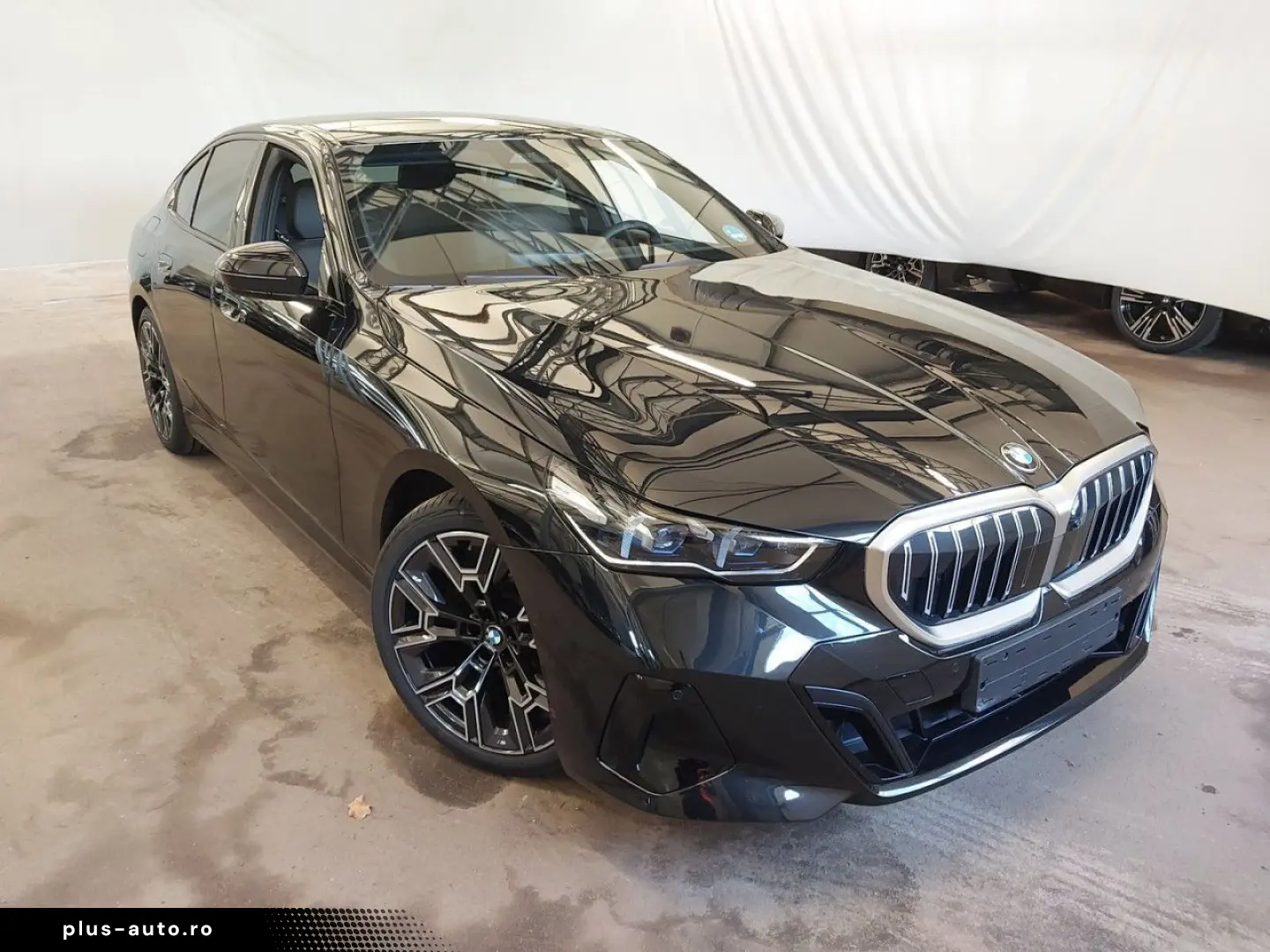 BMW 520d xDr.M Sport ACC SuView KomfS Belüft.H K