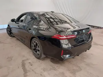 BMW 520d xDr.M Sport ACC SuView KomfS Belüft.H K