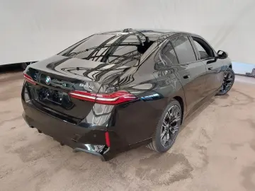 BMW 520d xDr.M Sport ACC SuView KomfS Belüft.H K