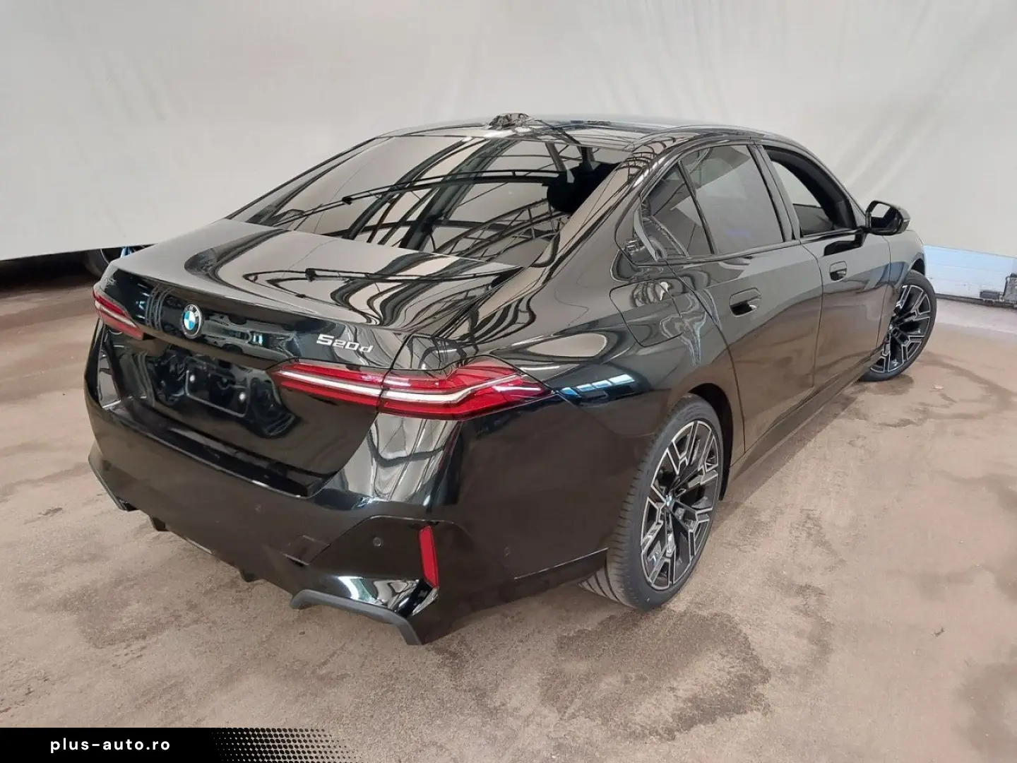 BMW 520d xDr.M Sport ACC SuView KomfS Belüft.H K
