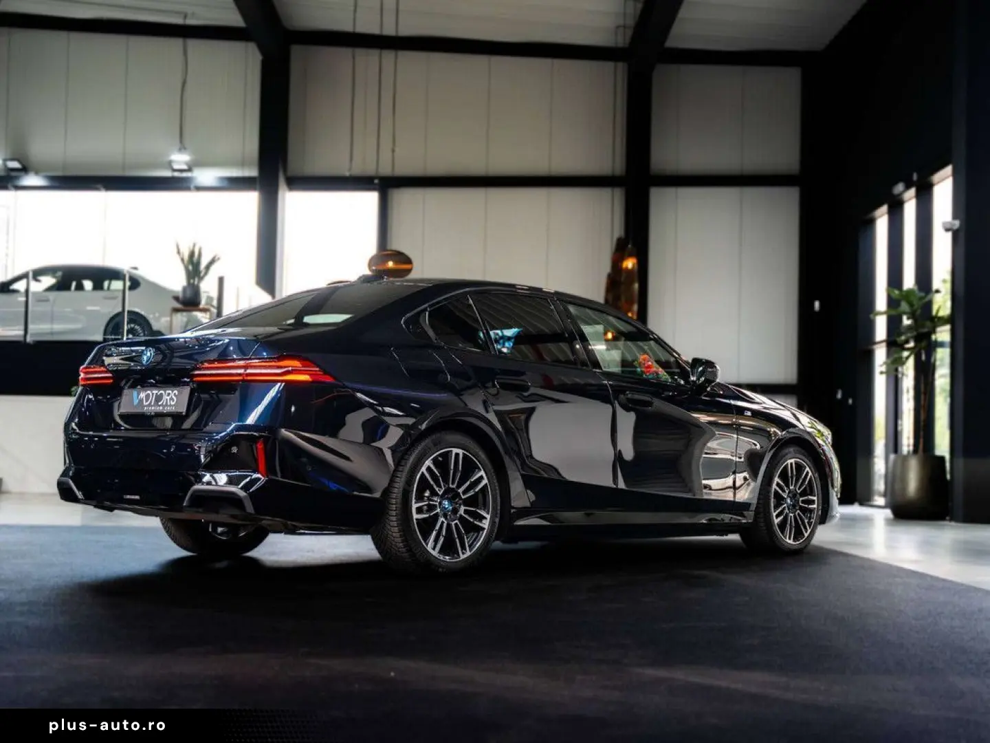 BMW 550 5 Serie 550e PHEV - M Sport - xDrive - Bower