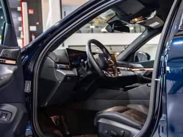BMW 550 5 Serie 550e PHEV - M Sport - xDrive - Bower