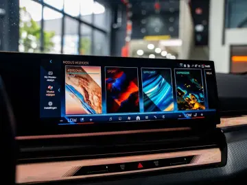 BMW 550 5 Serie 550e PHEV - M Sport - xDrive - Bower
