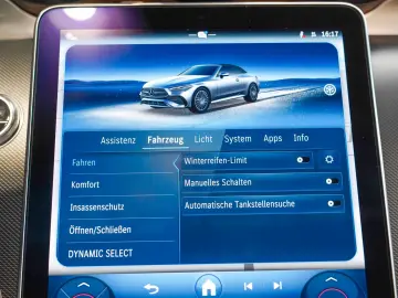 MERCEDES-BENZ CLE 220 d Cabrio macchiato rotes Verde…