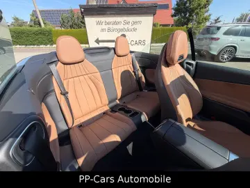 MERCEDES-BENZ CLE 220 d Cabrio AMG PREMIUM HuD Massa…