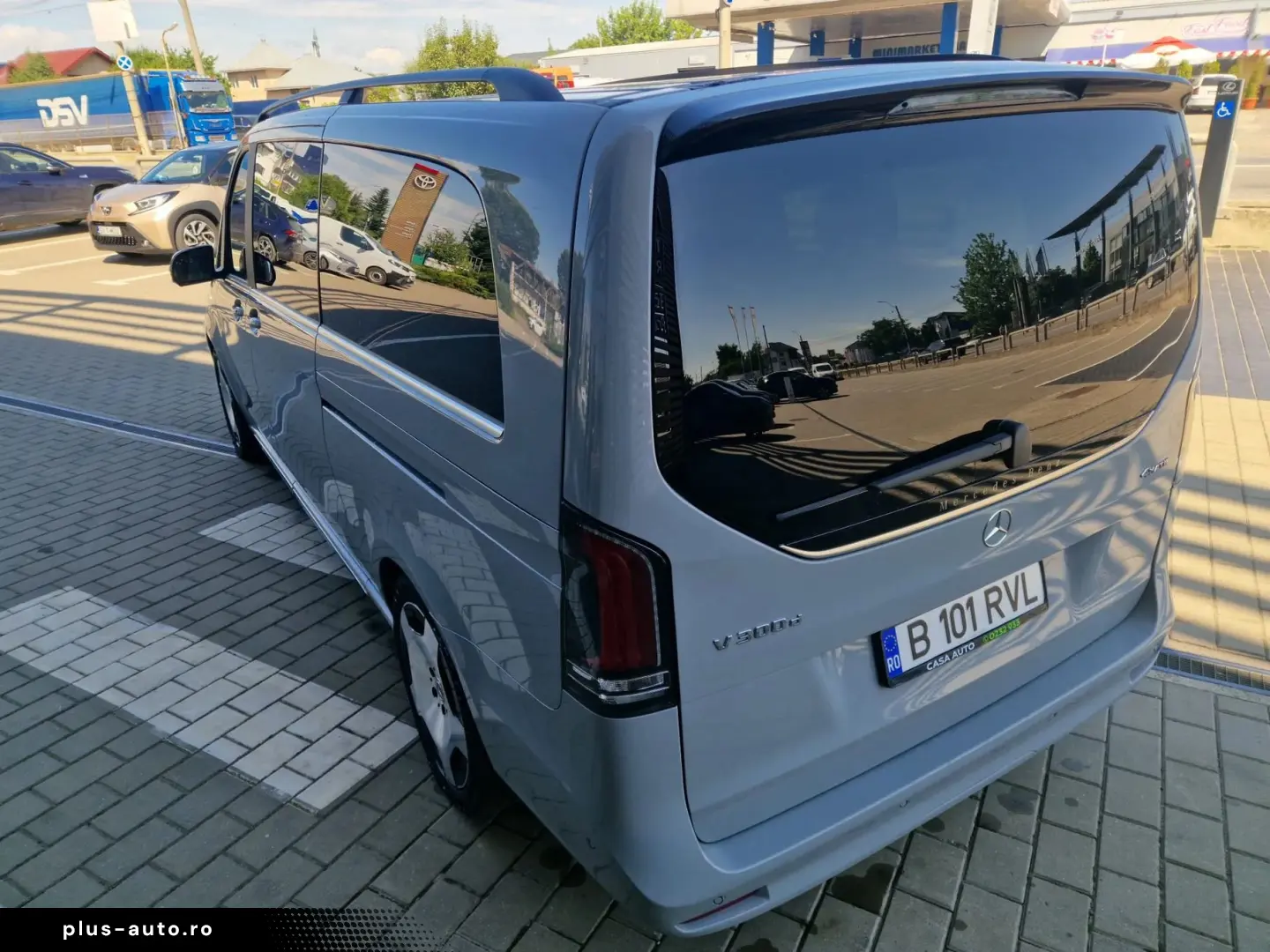 Mercedes-Benz V