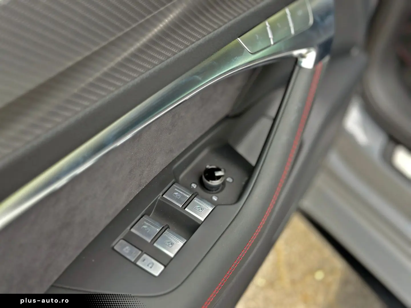AUDI RS6 Avant BLACK PANO HUD NIGHT