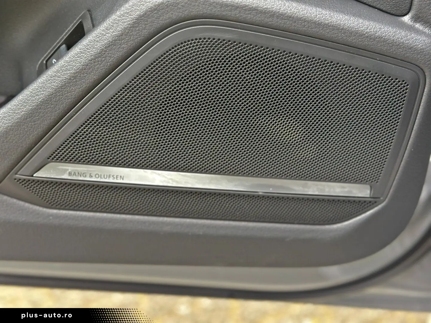 AUDI RS6 Avant BLACK PANO HUD NIGHT