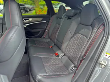 AUDI RS6 Avant BLACK PANO HUD NIGHT