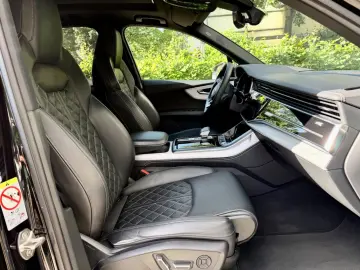 AUDI SQ7 4.0TDI 7-Sitz Matrix B&O Soft-Close Full