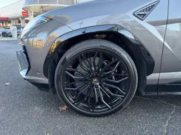 LAMBORGHINI Lamborghini Urus 4.0 V8 phev SE auto PRONTA CONS