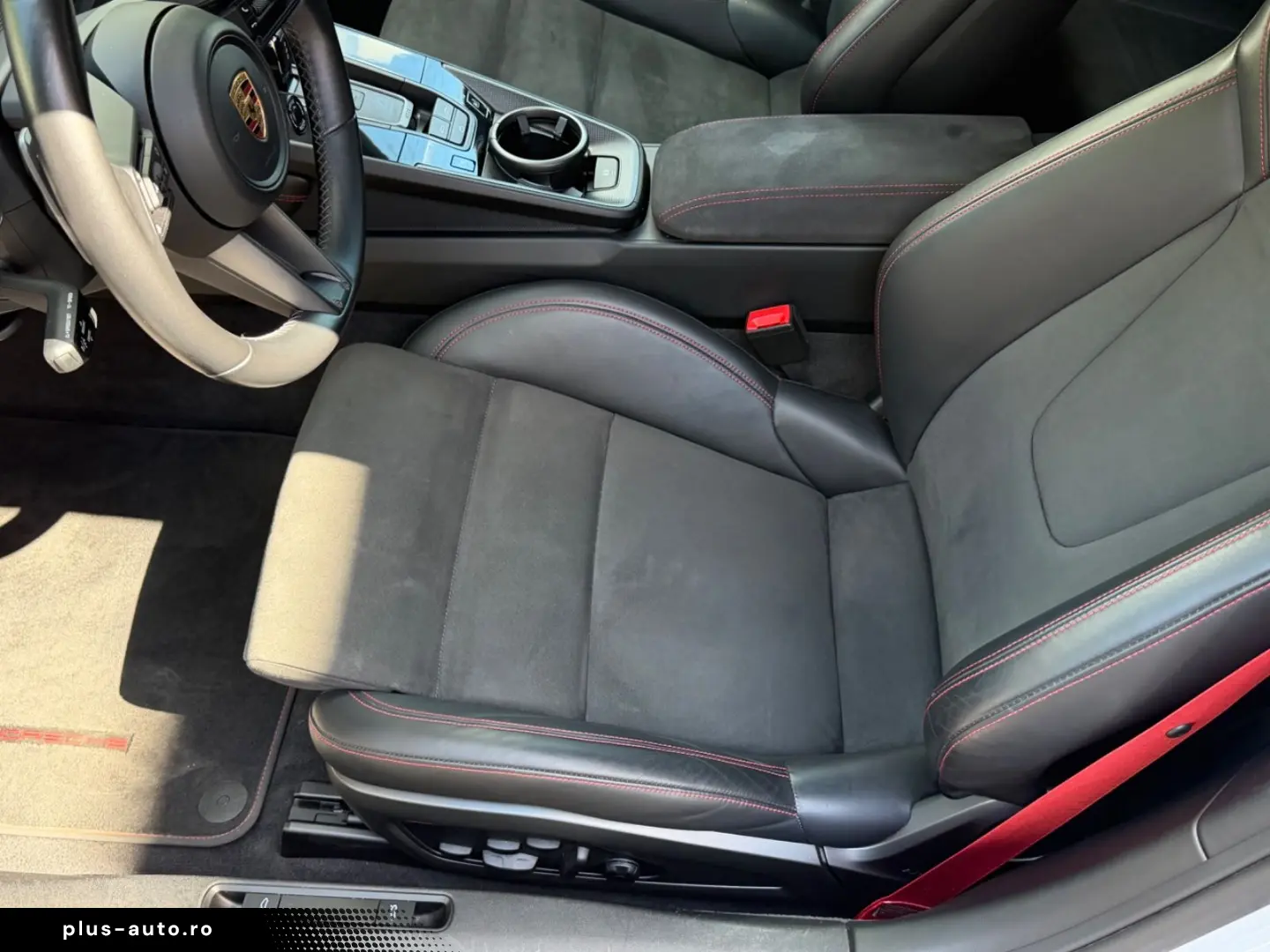 PORSCHE 992 GTS Cabrio LED-Matrix PDCC HA-Lenkung