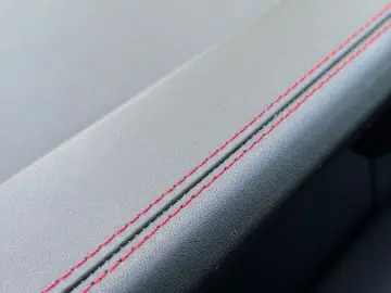 PORSCHE 992 GTS Cabrio LED-Matrix PDCC HA-Lenkung