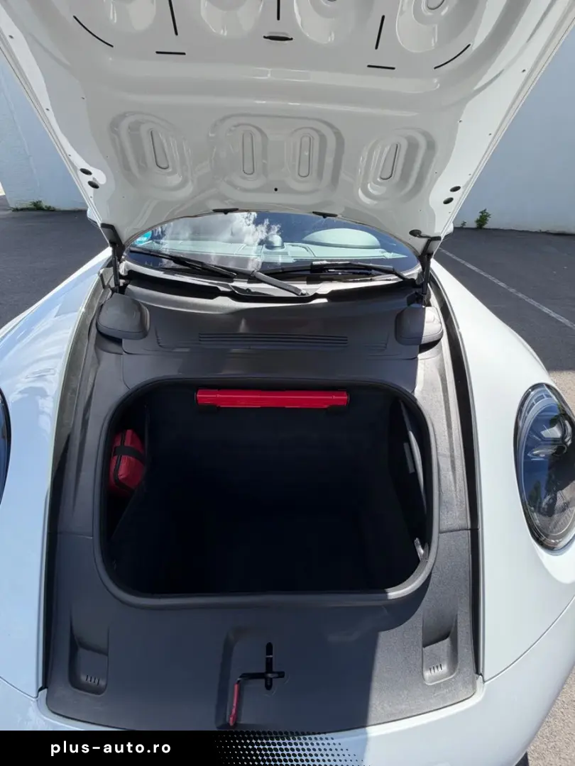 PORSCHE 992 GTS Cabrio LED-Matrix PDCC HA-Lenkung