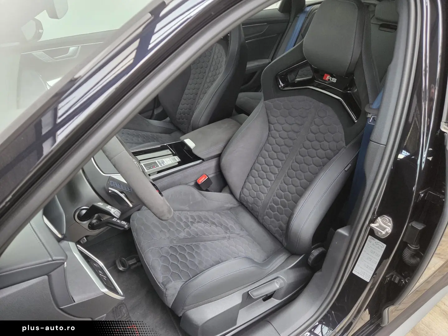 AUDI RS6 Performance RS-Design Schalensitze ACC 360