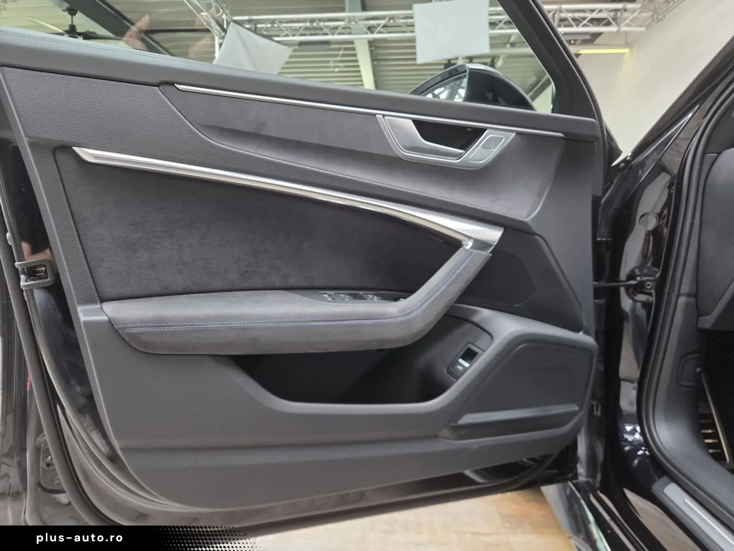 AUDI RS6 Performance RS-Design Schalensitze ACC 360