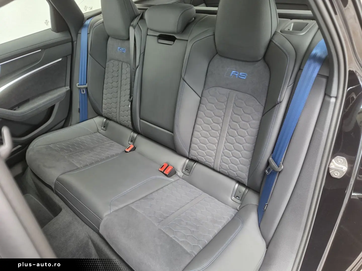AUDI RS6 Performance RS-Design Schalensitze ACC 360