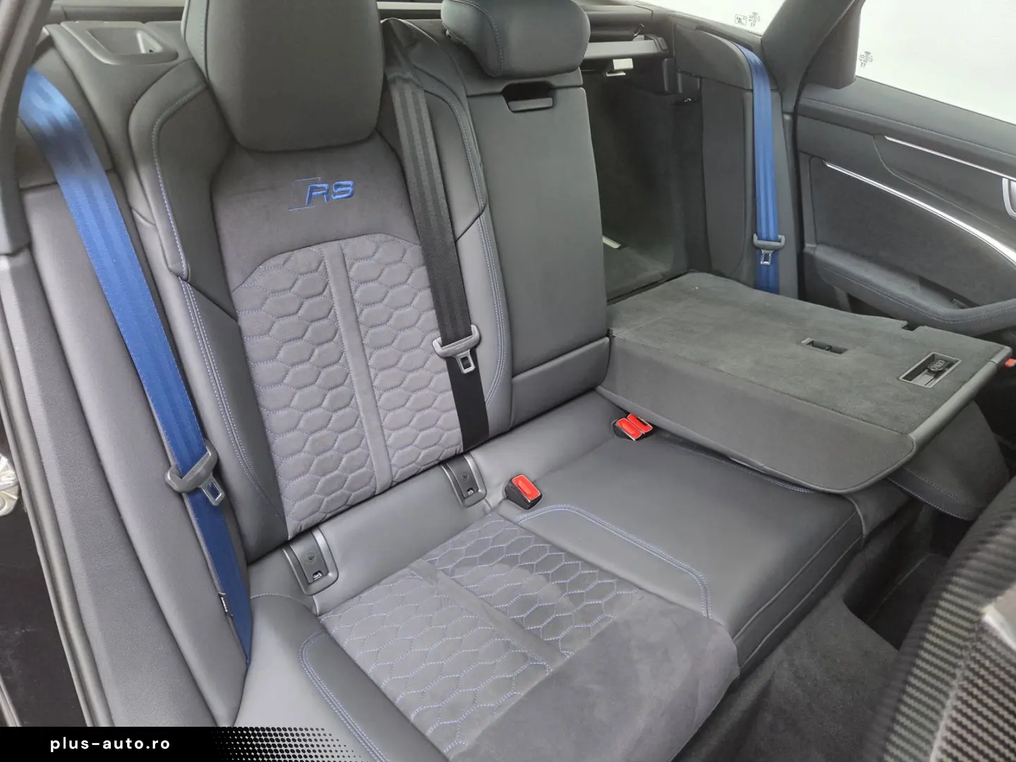 AUDI RS6 Performance RS-Design Schalensitze ACC 360