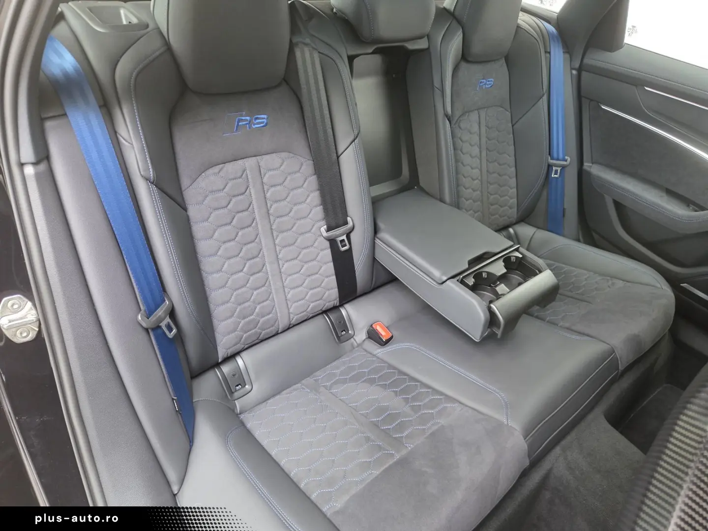 AUDI RS6 Performance RS-Design Schalensitze ACC 360