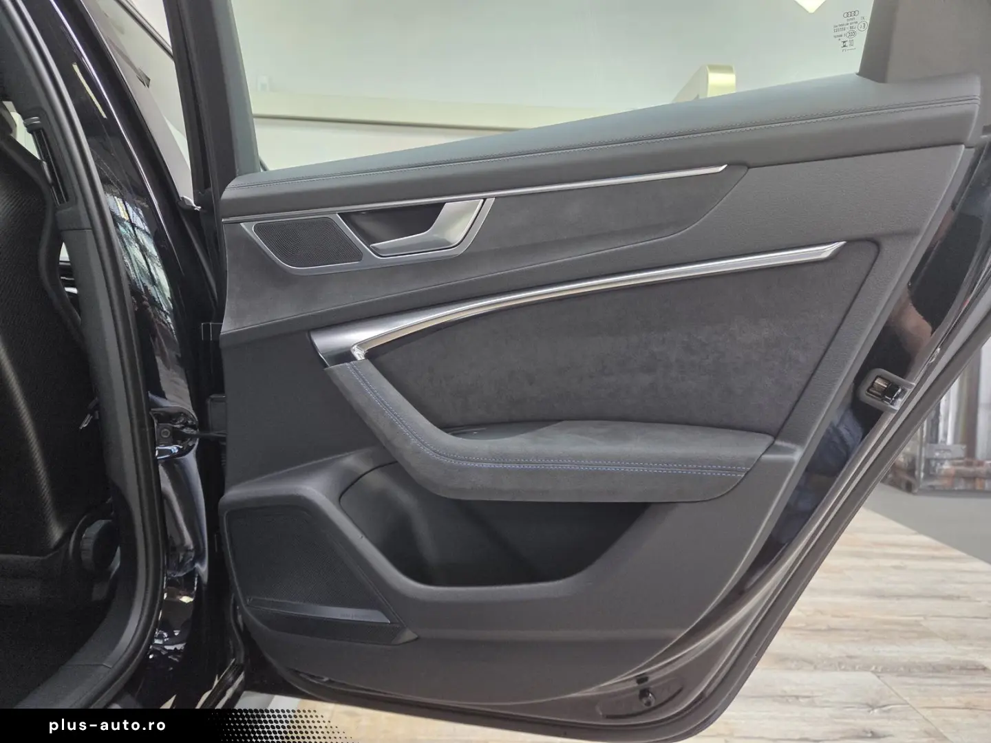 AUDI RS6 Performance RS-Design Schalensitze ACC 360