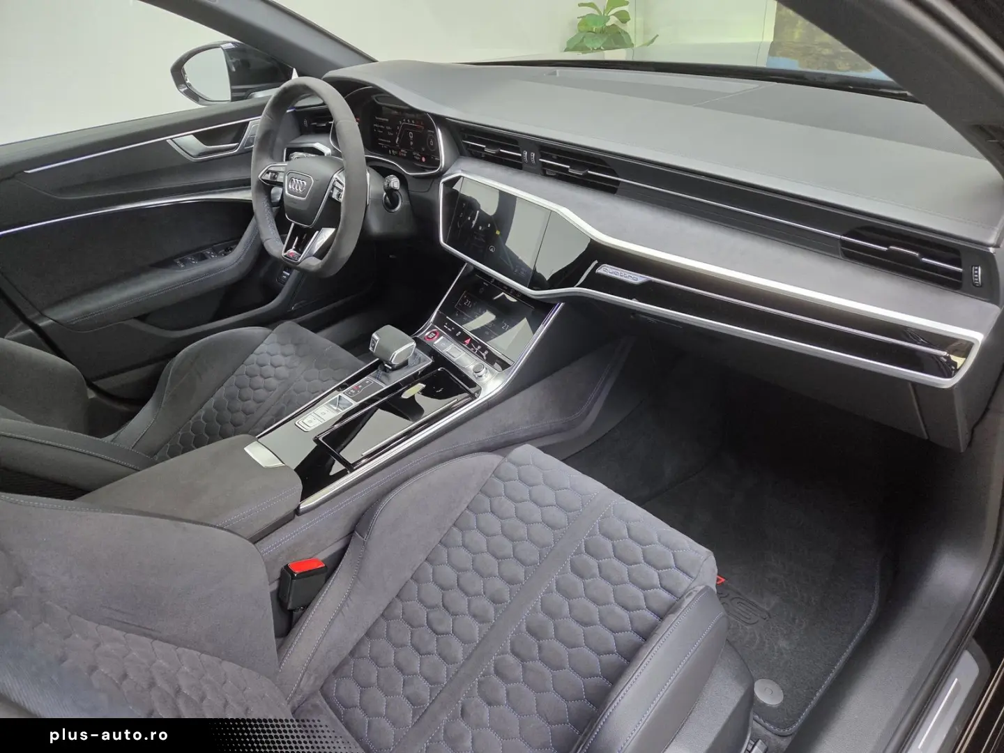 AUDI RS6 Performance RS-Design Schalensitze ACC 360