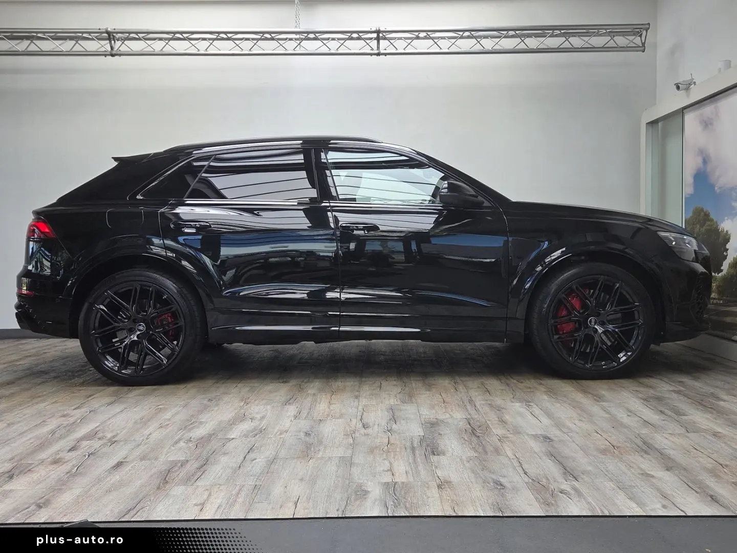 AUDI RSQ8 Sportabgas AHK Standhzg. Black  RS-Design