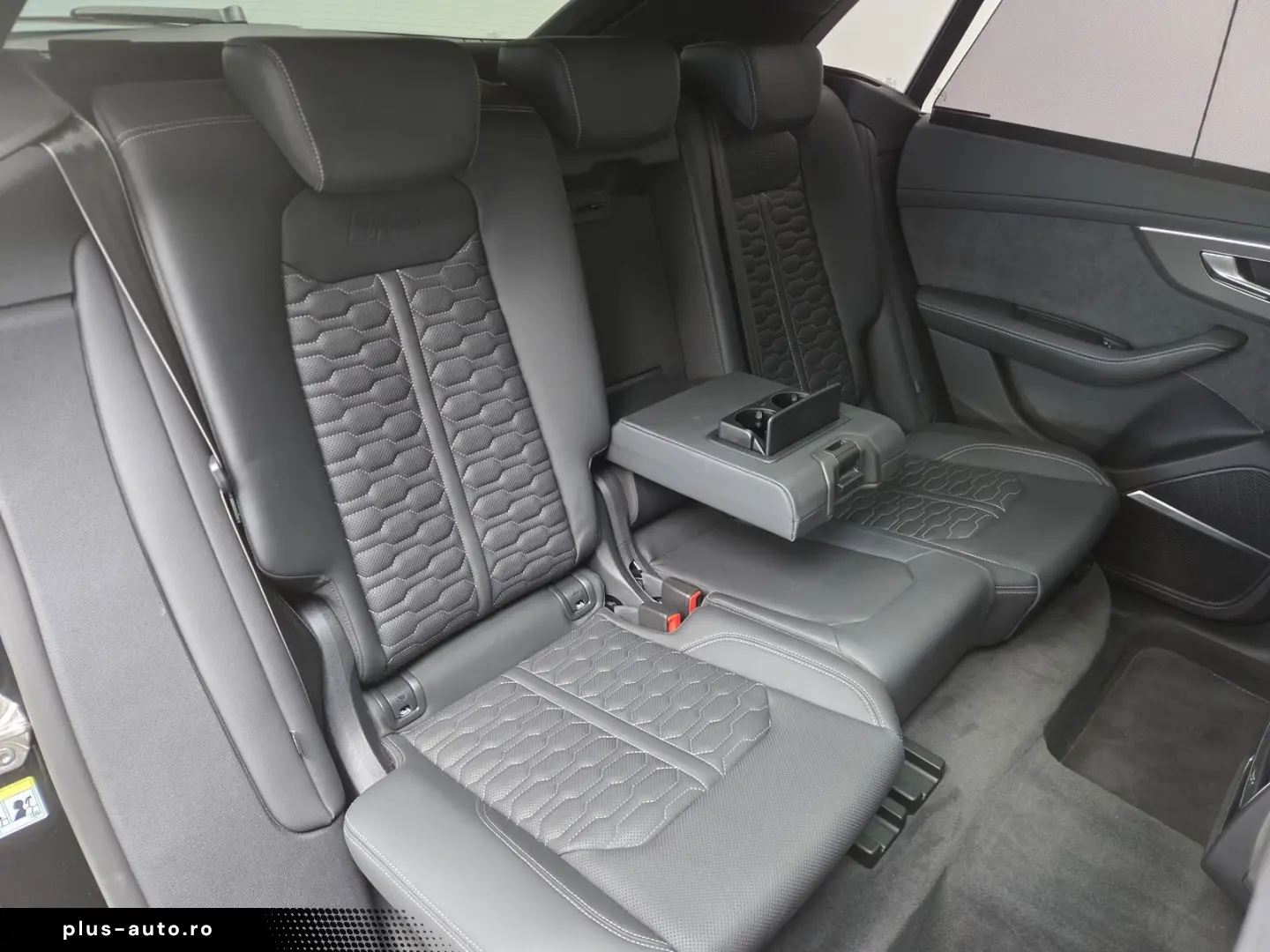 AUDI RSQ8 Sportabgas AHK Standhzg. Black  RS-Design