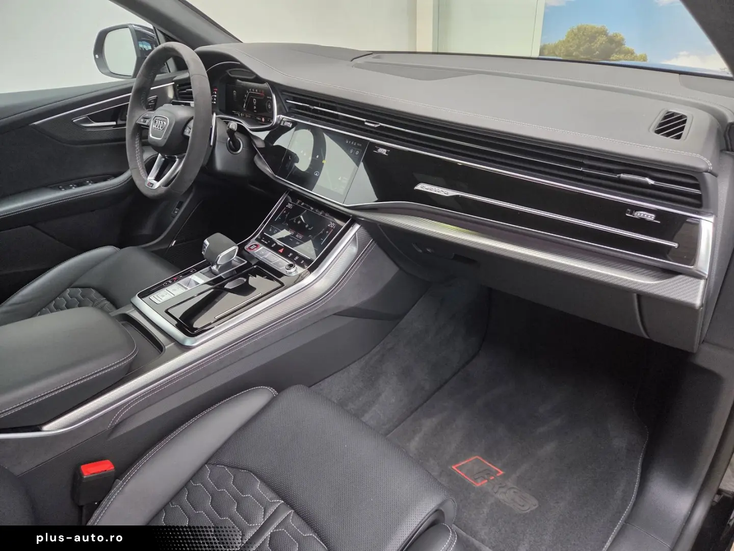 AUDI RSQ8 Sportabgas AHK Standhzg. Black  RS-Design